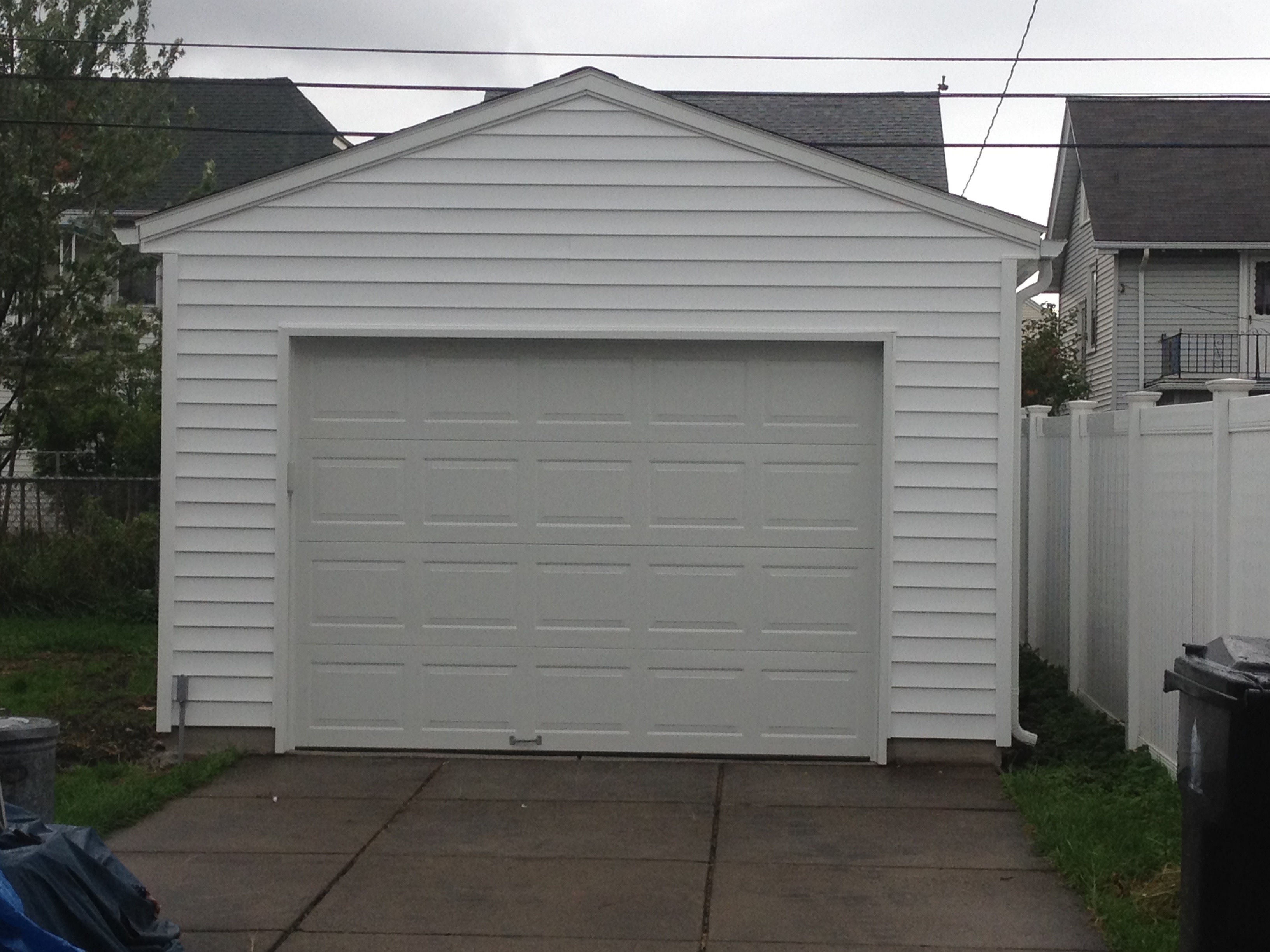 Detached Garage