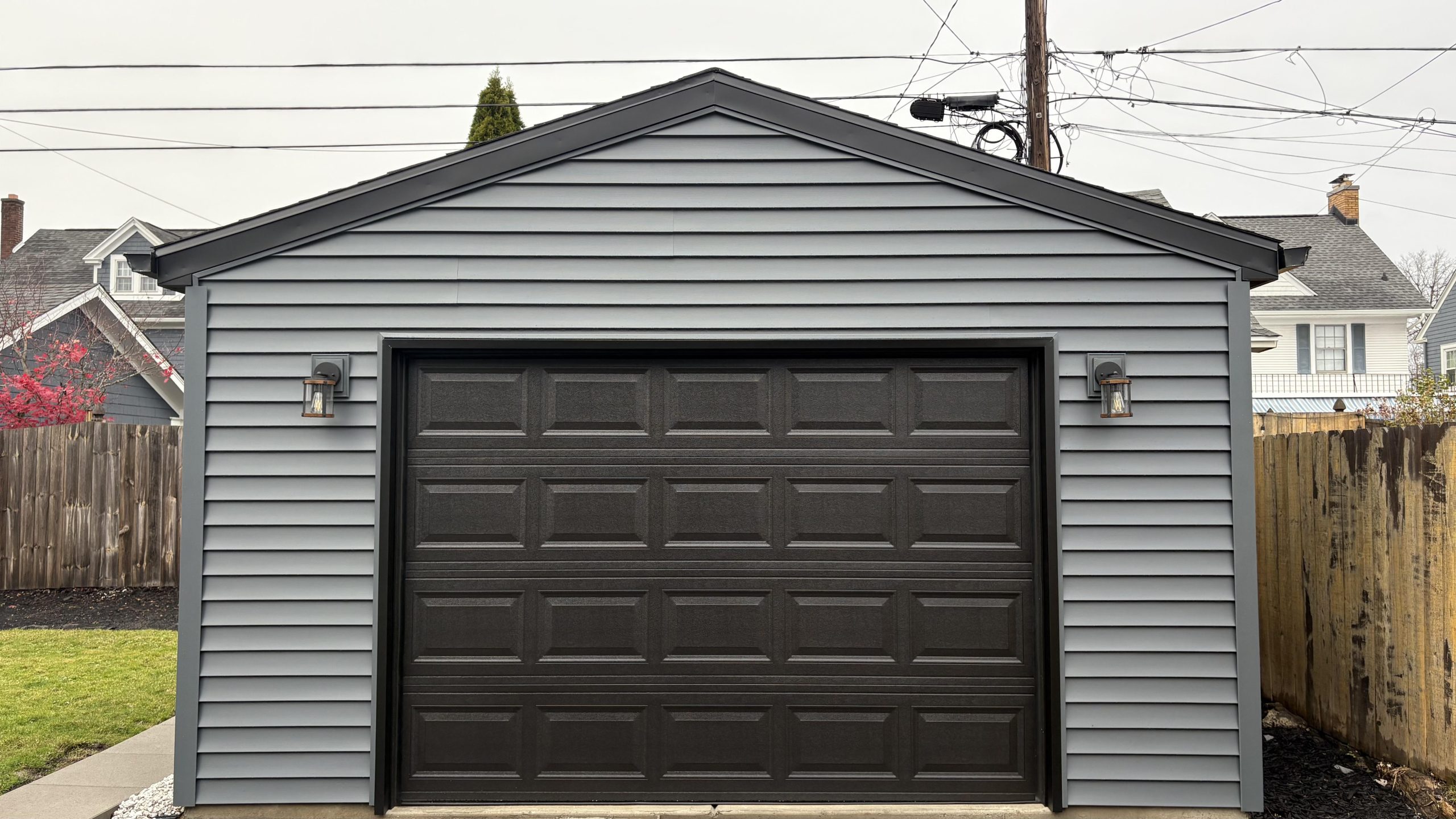 Detached 1 car Garage